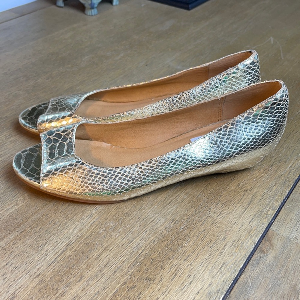 STEVE MADDEN BENZZ HEEL